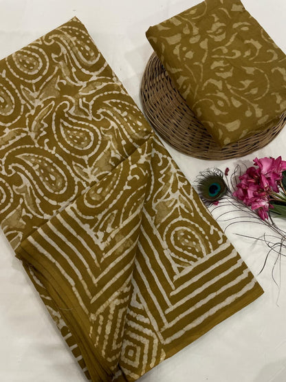 Pure Malmal cotton saree(golden)