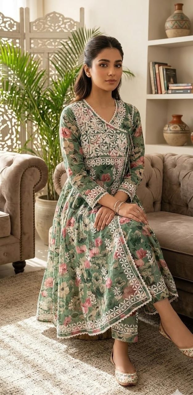 stylish comfortable chikan suit